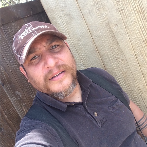 Meet your Posher, Ruben - Picture 2 of 3